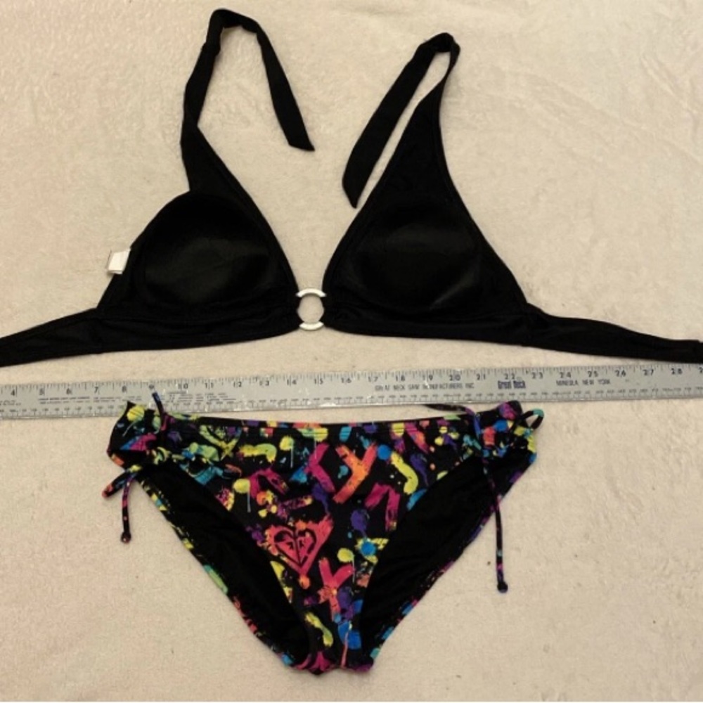 Merona Black Bikini with Roxy Multicolor Patterned Bottom - Picture 13 of 16